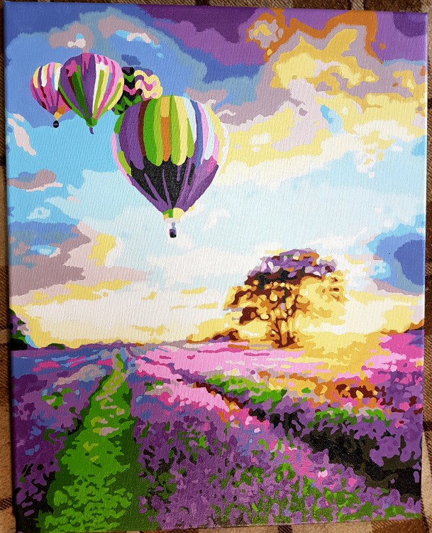 Картина на подрамнике "Воздушные шары над лавандовым полем" (холст, акрил)     